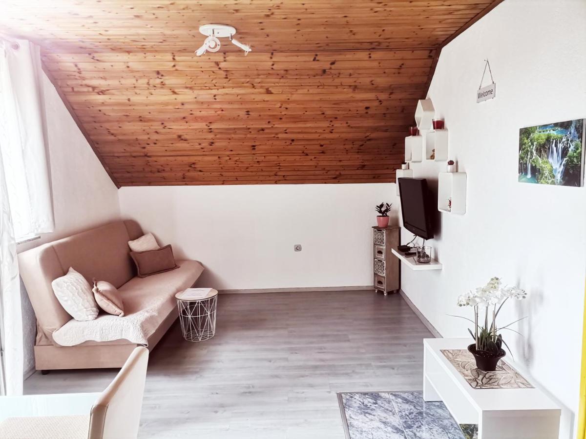 Apartment Dolores Smoljanac Eksteriør bilde